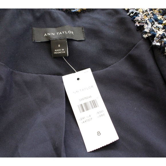 Ann Taylor Tweed blazer Size 4 / NWT